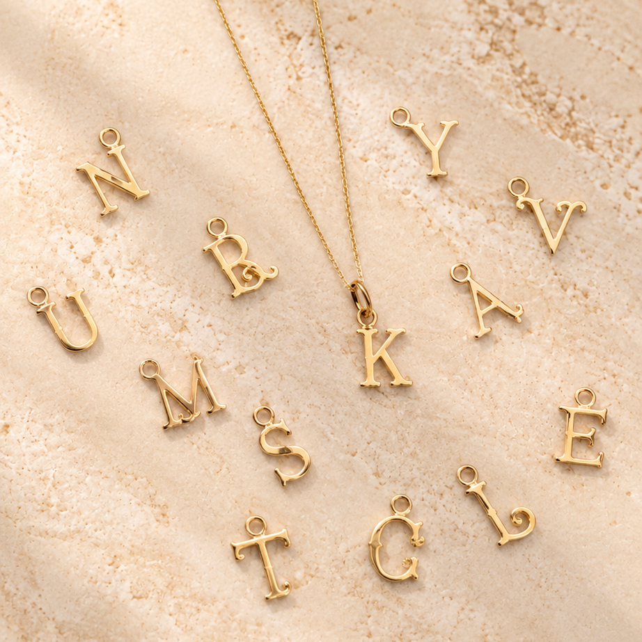 Pendentifs initiales en or jaune