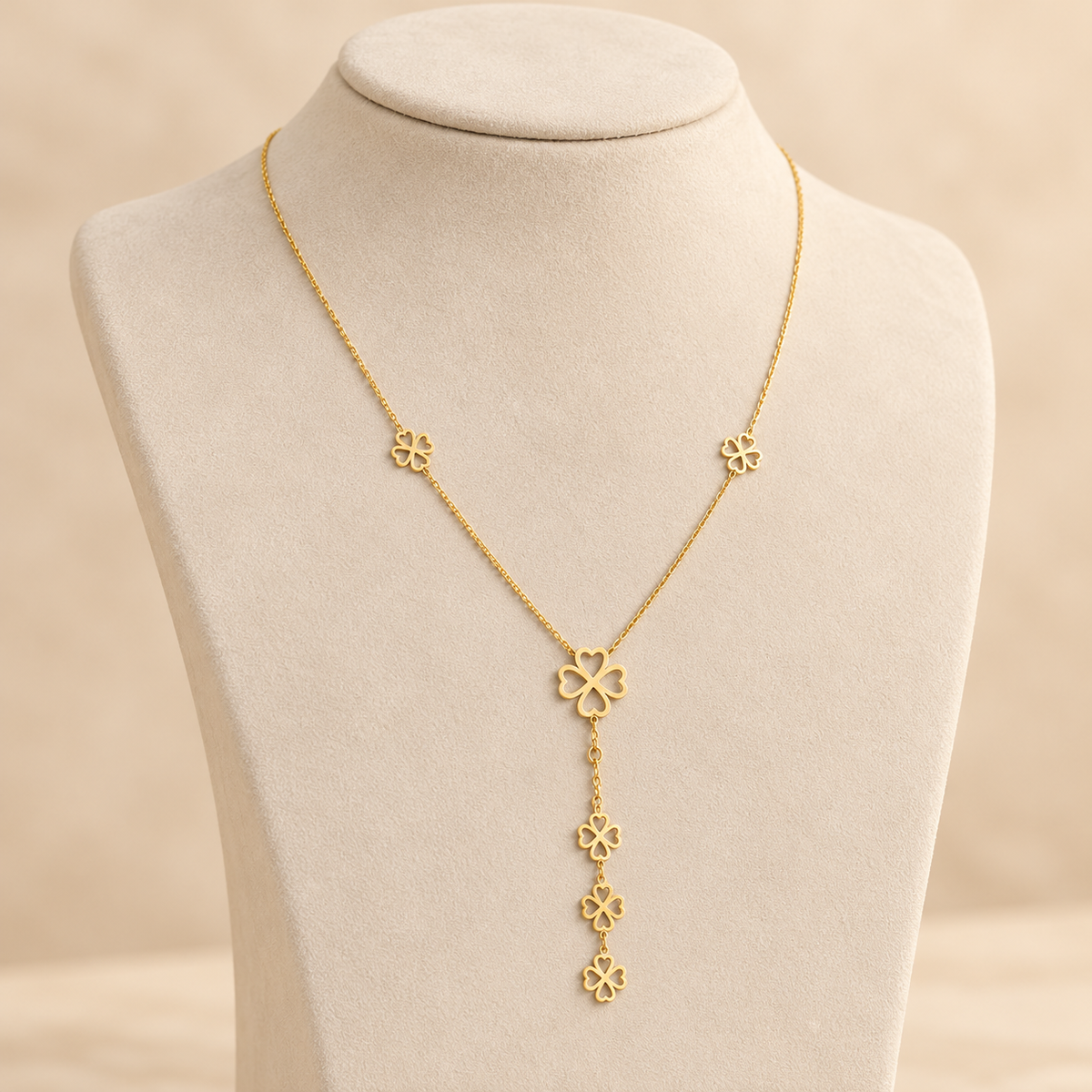 Collier en Y en Or à fleurs ajourées à quatre pétales