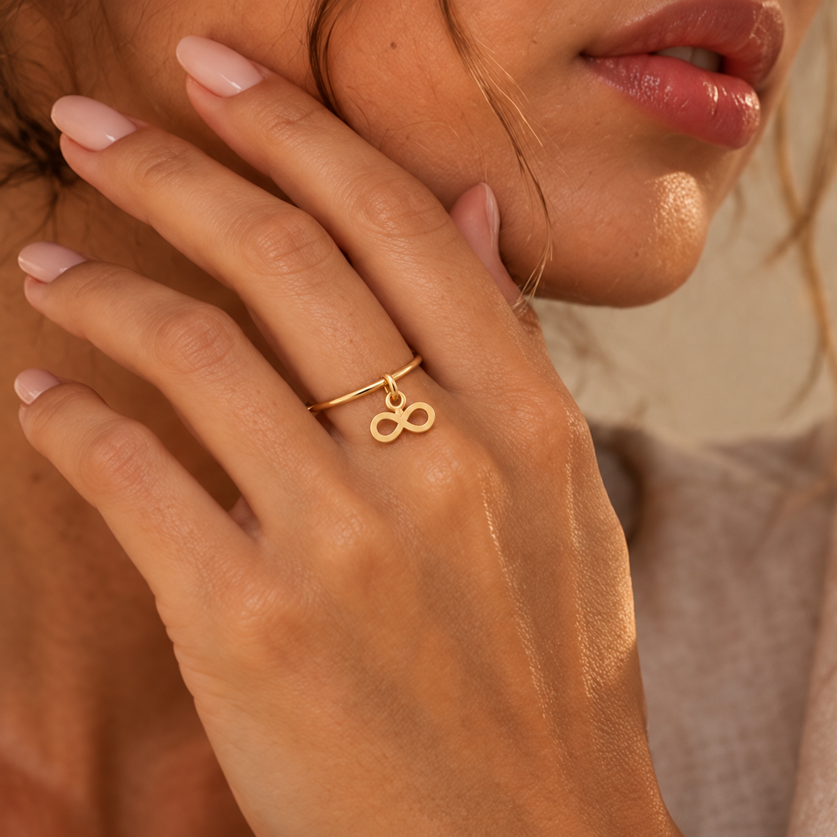 Bague breloque infini en Or jaune