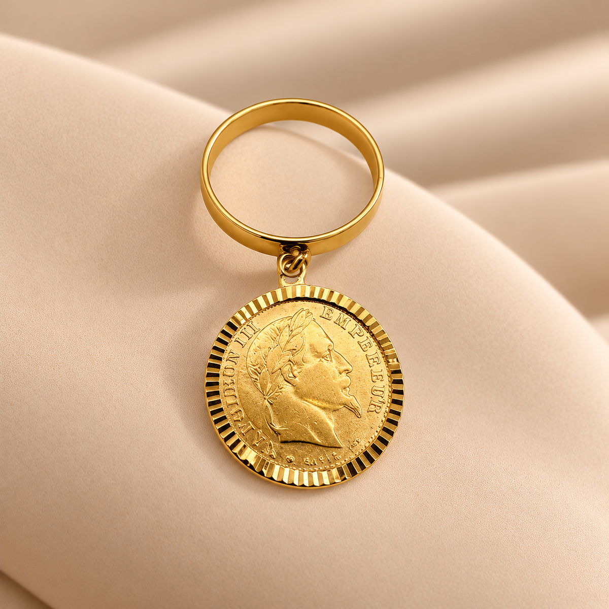 Bague bandeau en Or 18 et sa pièce de napoléon 10 Francs ou 20 Francs