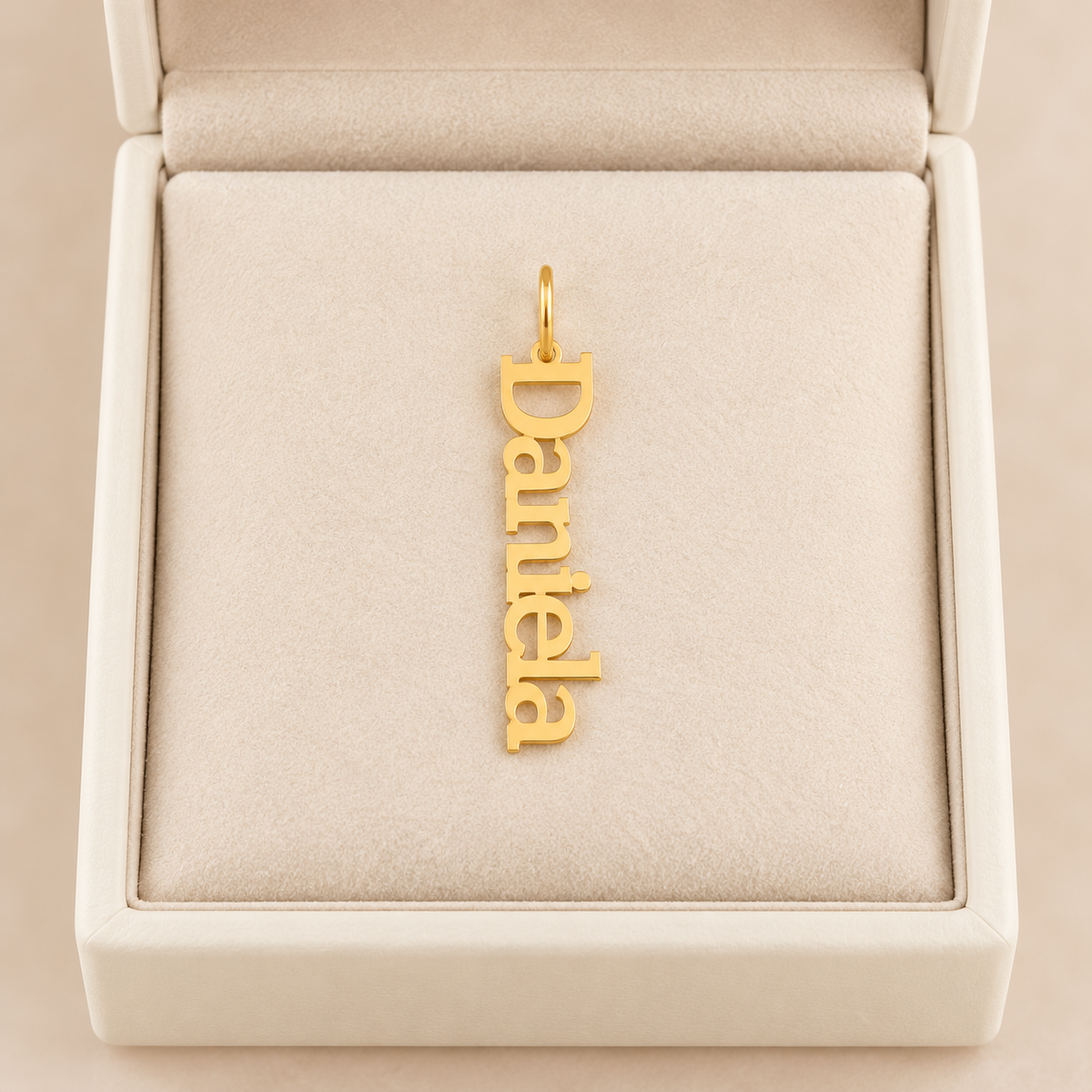 Pendentif vertical alphabet en Or Inscription disposée à la verticale