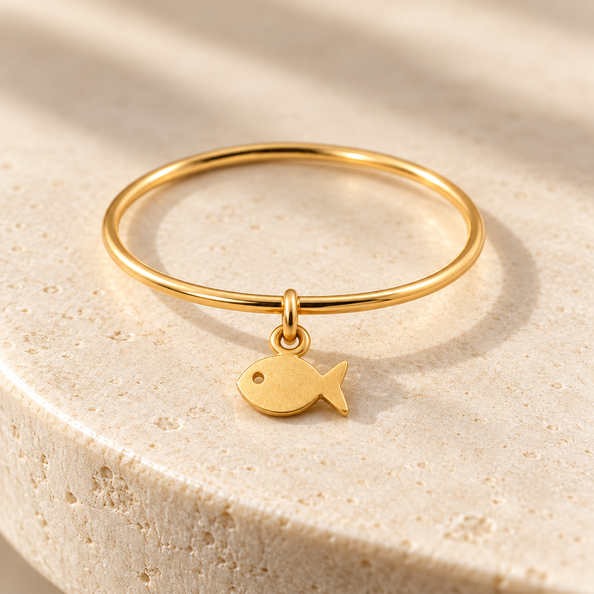 Bague breloque poisson en Or jaune