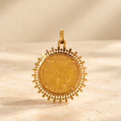 Pendentif rond à Pièce 10 Francs ou 20 Francs en Or avec entourage ouvragé