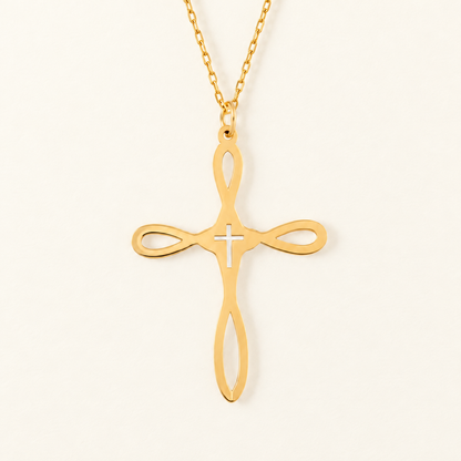 Collier croix à extrémités arrondies - Chaîne en Or avec croix aux branches légèrement évasées.