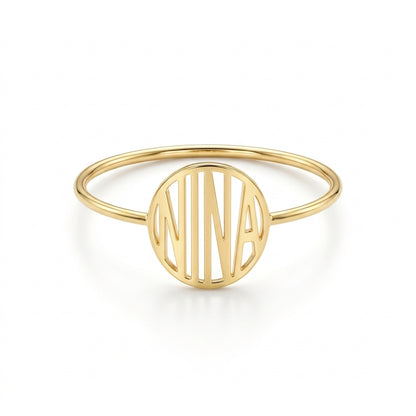 Maeva – Bague initiale personnalisée - Or massif - Or jaune - présenté dans un écrin cadeau de luxe