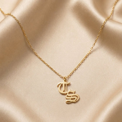 Elia – Collier initiales personnalisées en or - Or massif 18 carats - Or jaune - présenté dans un écrin cadeau de luxe
