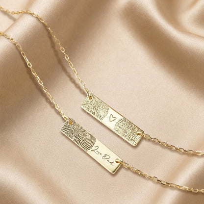 Noa – Collier avec plaque personnalisée en or - Or massif 18 carats - Or jaune - présenté dans un écrin cadeau de luxe