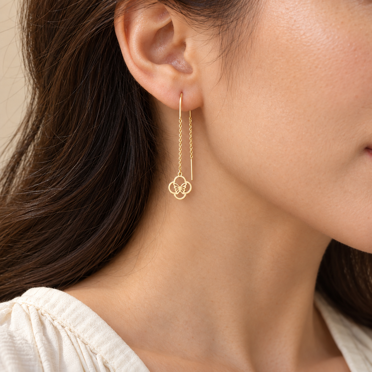 Boucles d’oreilles traversantes en Or à petites fleurs rondes ajourées