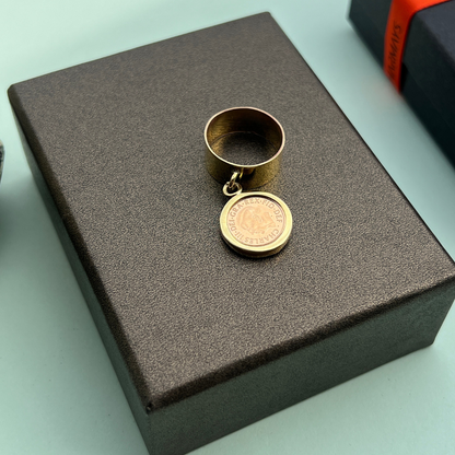 Bague Breloque avec une Louis d'Or anneau plein 18k/22K