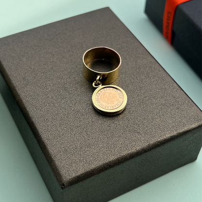 Bague Breloque avec une Louis d'Or anneau plein 18k/22K