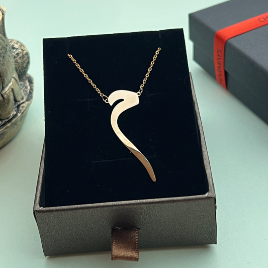 Collier lettre calligraphiée arabe