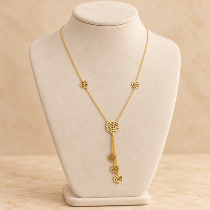 Collier en Y en Or  à motifs de roses ajourées