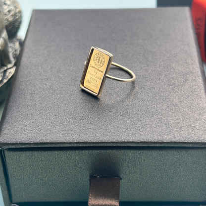 Bague single avec un lingotin 24 carats