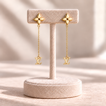 Boucles d’oreilles pendantes en Or 18 carats à monogrammes