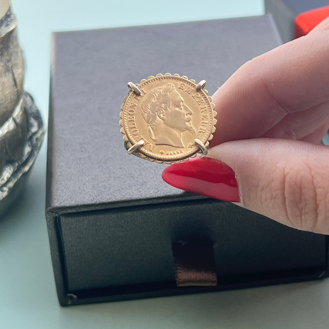 Bague avec Louis d'Or anneaux ajourés 18k/22K