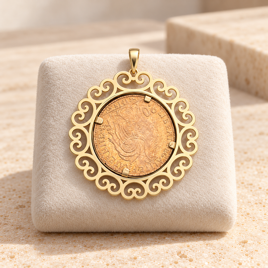 Pendentif porte-pièce bicolore à bordure de volutes