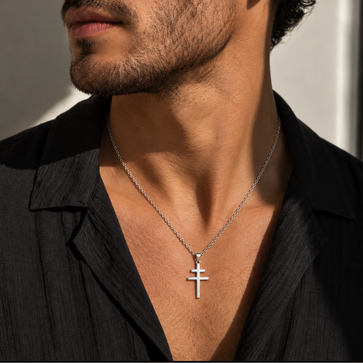Collier avec croix de Lorraine