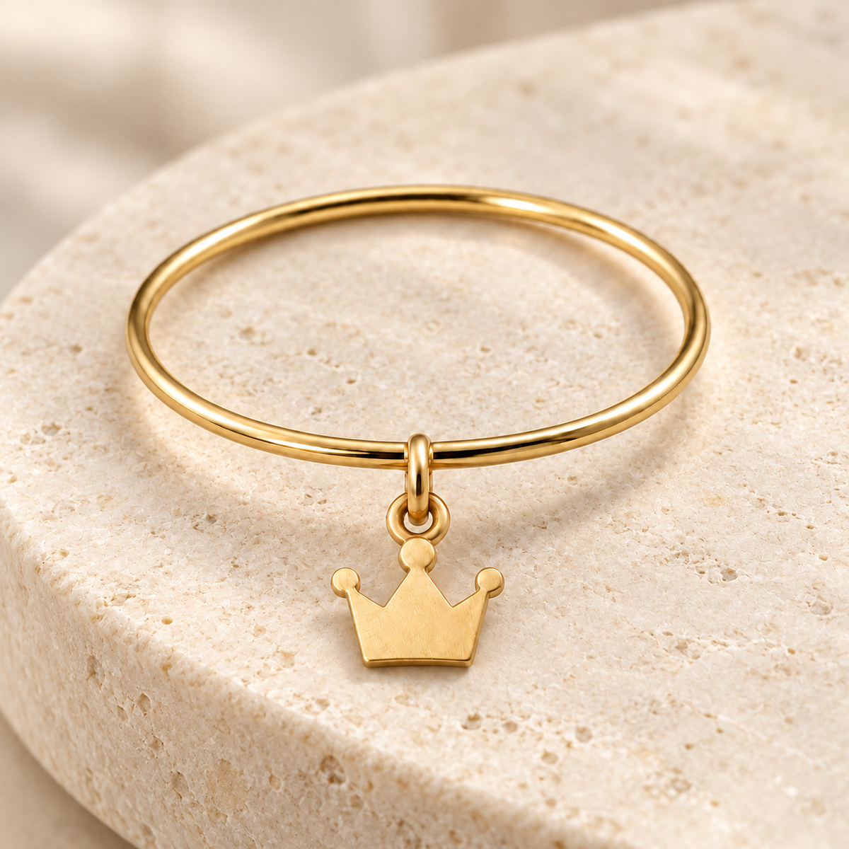 Bague breloque couronne en or jaune