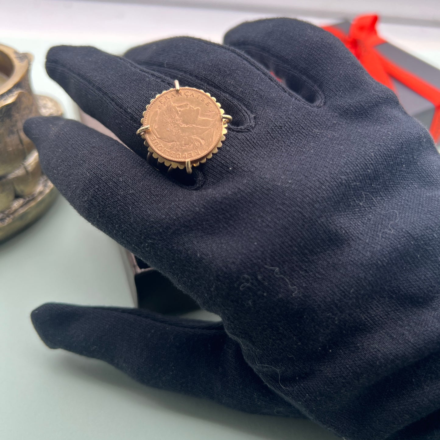 Bague avec Louis d'Or anneaux ajourés 18k/22K