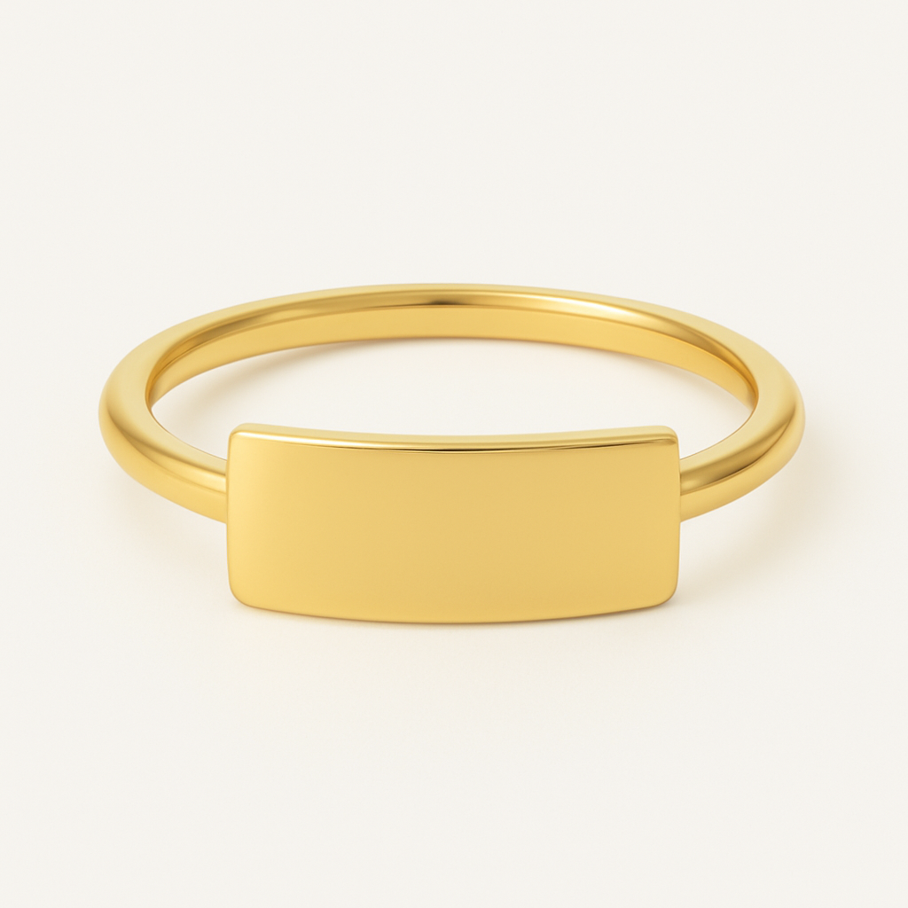 Bague prénom sur plaque rectangulaire personnalisée