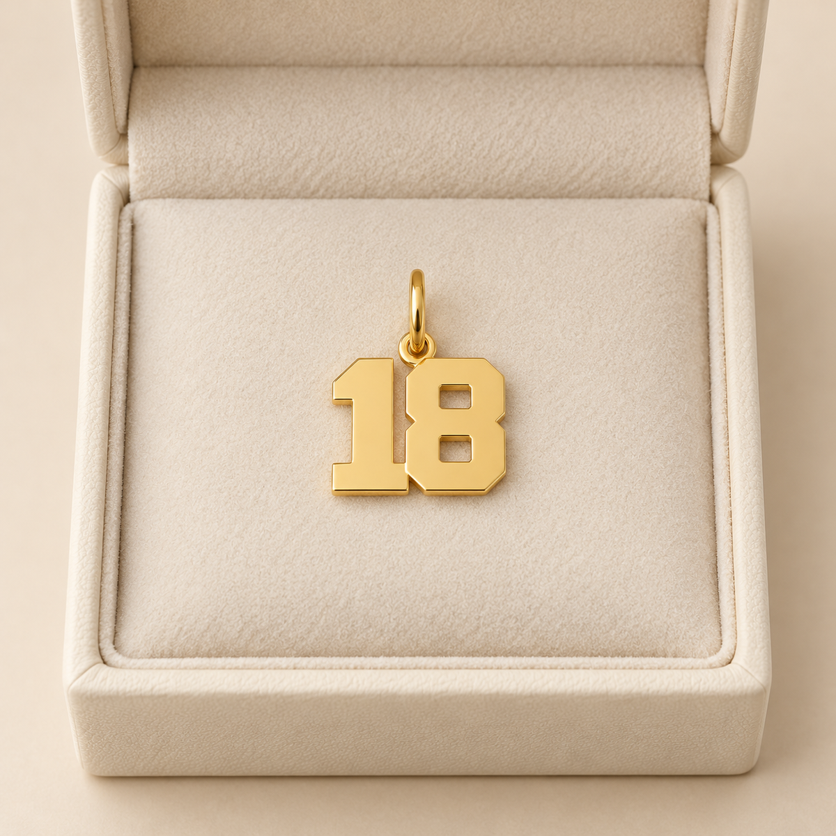 Pendentifs numéros de 1 à 50 — Collection de chiffres en Or  avec anneaux de suspension.
