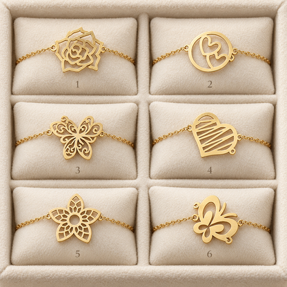 Assortiment de bagues en Orà fleurs ajourées et motifs géométriques