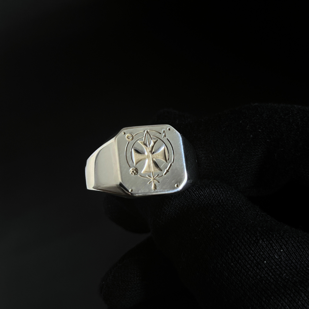 Chevalière Carrée en Argent Sterling